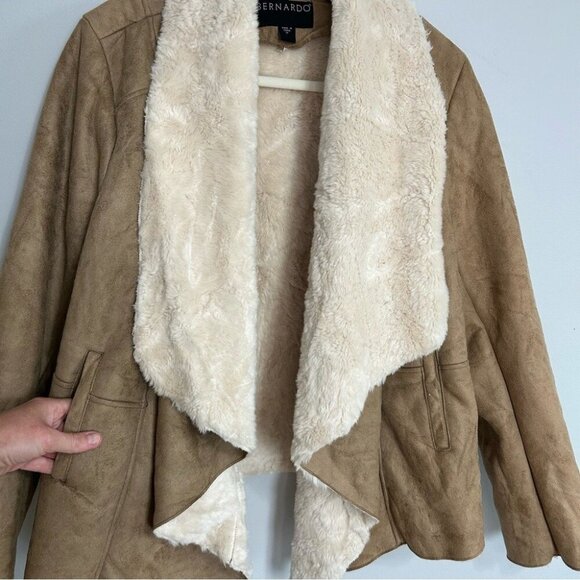 Bernardo Women's Tan Faux Suede Fur Lined Shearling Open Front Coat Size 1X - Picture 2 of 7